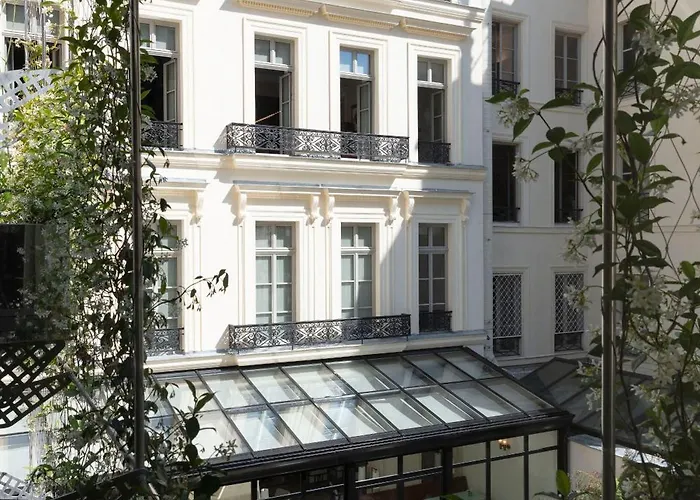 Les Jardins Du Faubourg & By Shiseido 5*