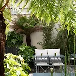 Les Jardins Du Faubourg & By Shiseido