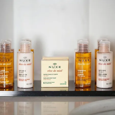 Les Jardins Du Faubourg & By Shiseido