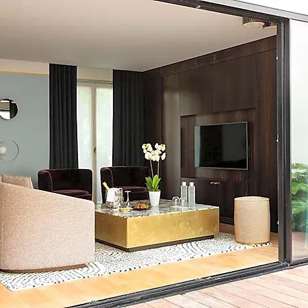 Les Jardins Du Faubourg & By Shiseido Hotell