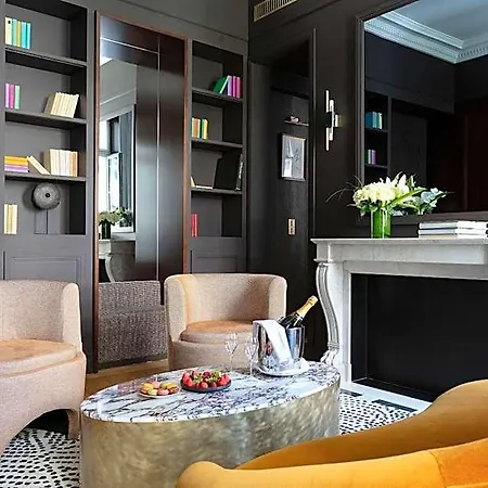 Les Jardins Du Faubourg & By Shiseido Hotell