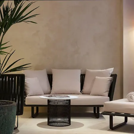 מלון Les Jardins Du Faubourg & By Shiseido