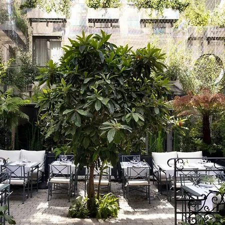 Les Jardins Du Faubourg & By Shiseido