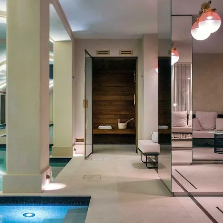 ホテル Les Jardins Du Faubourg & By Shiseido