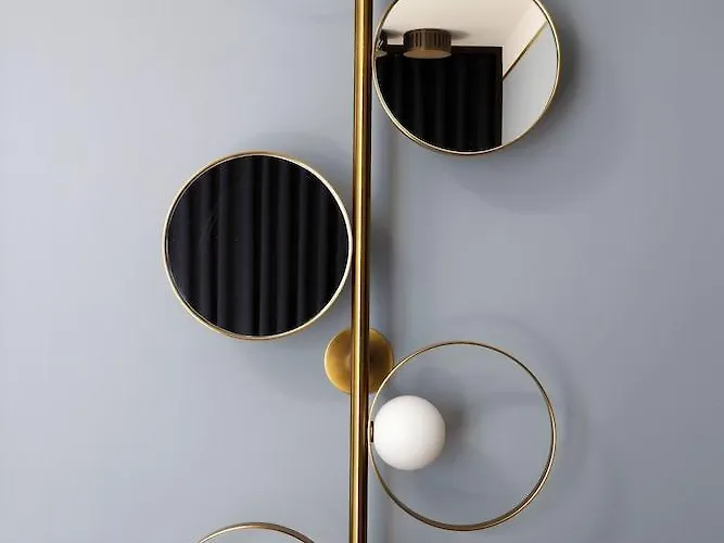 Les Jardins Du Faubourg & By Shiseido Hotel 5*