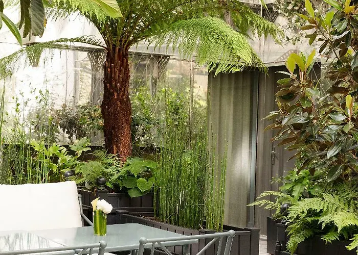 Les Jardins Du Faubourg & By Shiseido Hotel