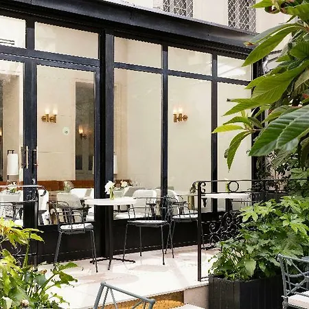 Les Jardins Du Faubourg & By Shiseido
