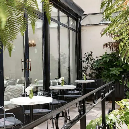 Les Jardins Du Faubourg & By Shiseido Hotel 5*